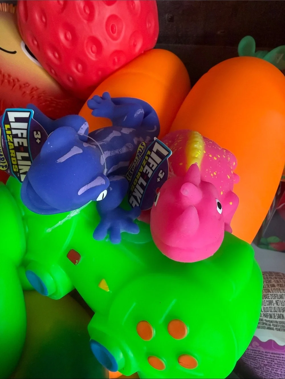 Lizard squish pack of 2 scented !